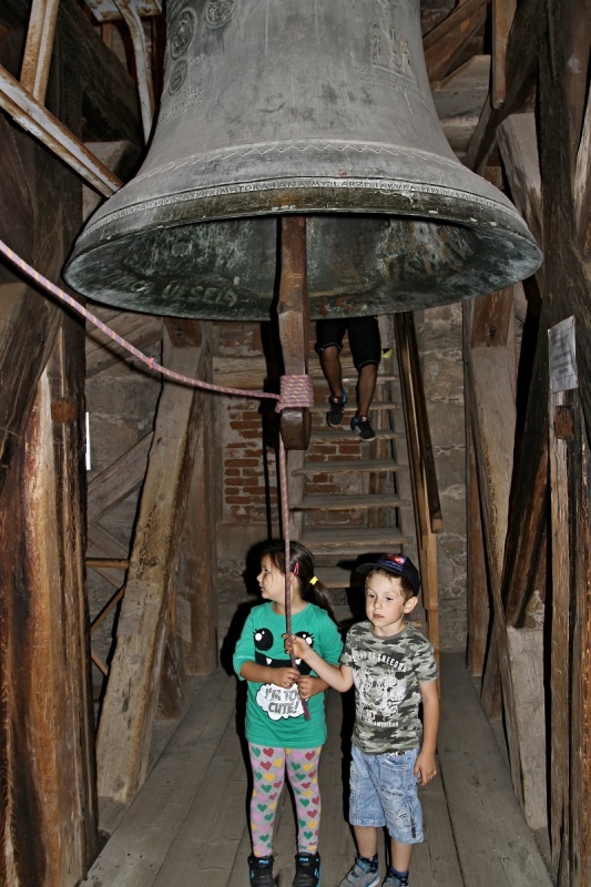 Mariamka a DĂˇvidko vo zvonici
